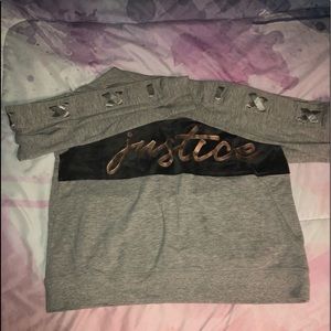 Cute cropped sweatshirt